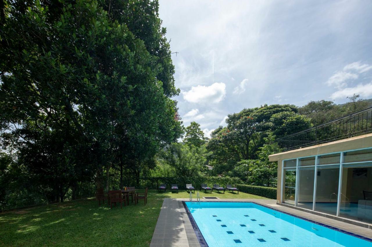 Melheim Kandy Villas Bagian luar foto