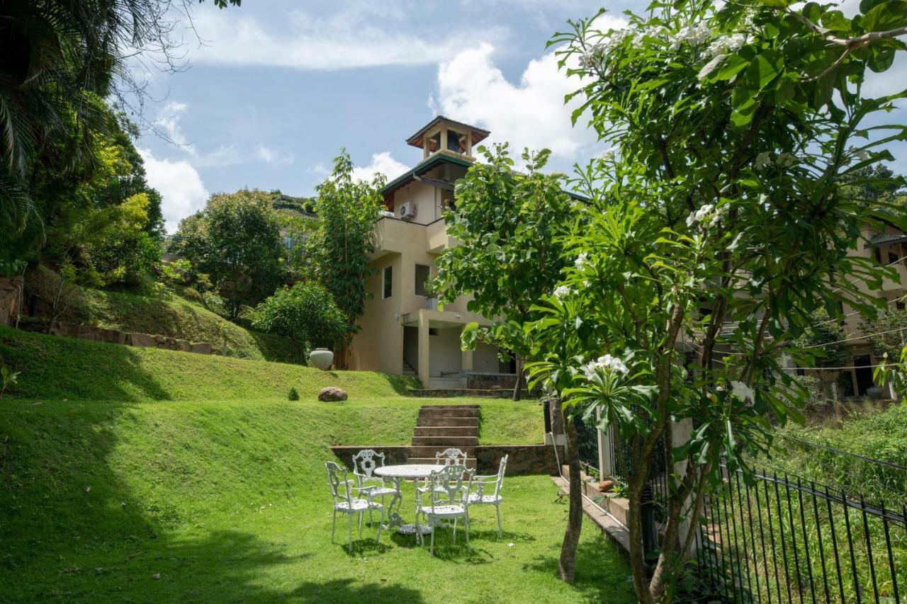 Melheim Kandy Villas Bagian luar foto