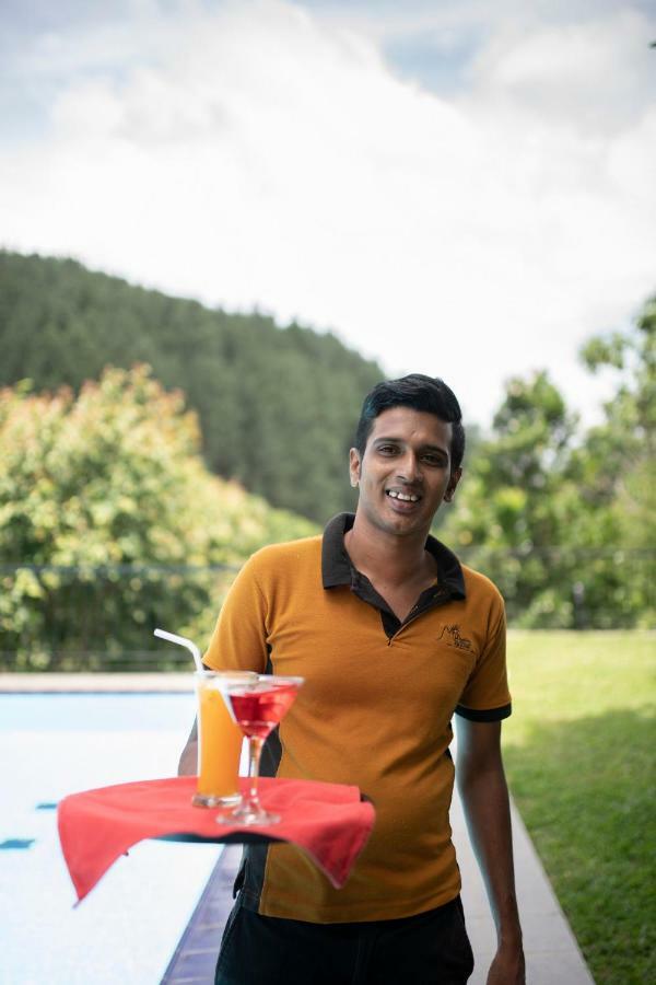 Melheim Kandy Villas Bagian luar foto