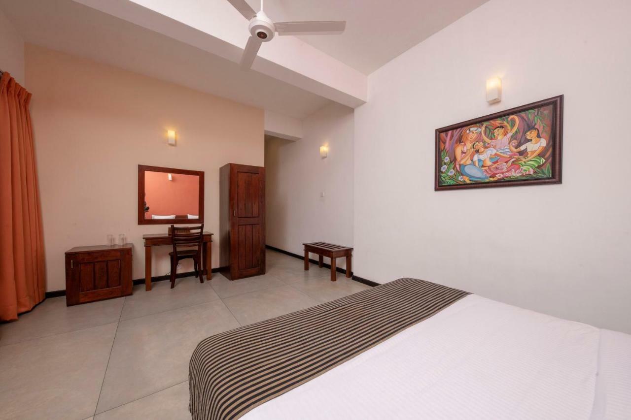Melheim Kandy Villas Bagian luar foto
