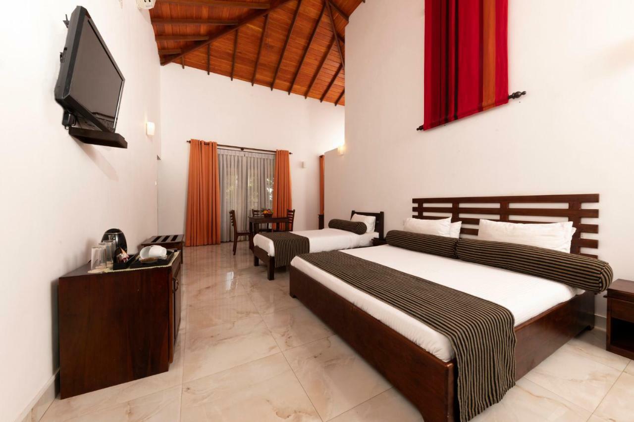 Melheim Kandy Villas Bagian luar foto